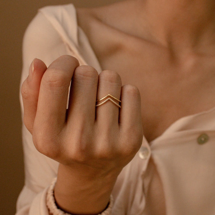925 Sterling Silver Thin Minimalist Chevron Ring Gift for Her