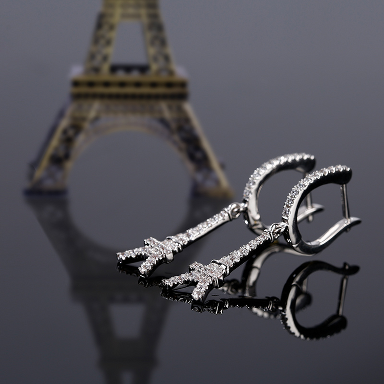 Boucles d'oreilles pendantes en argent sterling 925 Tour Eiffel en argent sterling