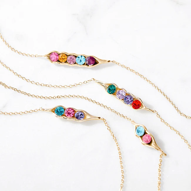 Bracelet en argent sterling 925 pierre de naissance pois dans un pod en or