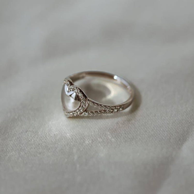 925 Sterling Silver Heart Signet Pave Ring, Custom Name Ring, Statement Ring, Heart Ring, Bridesmaid Jewelry - onlyone