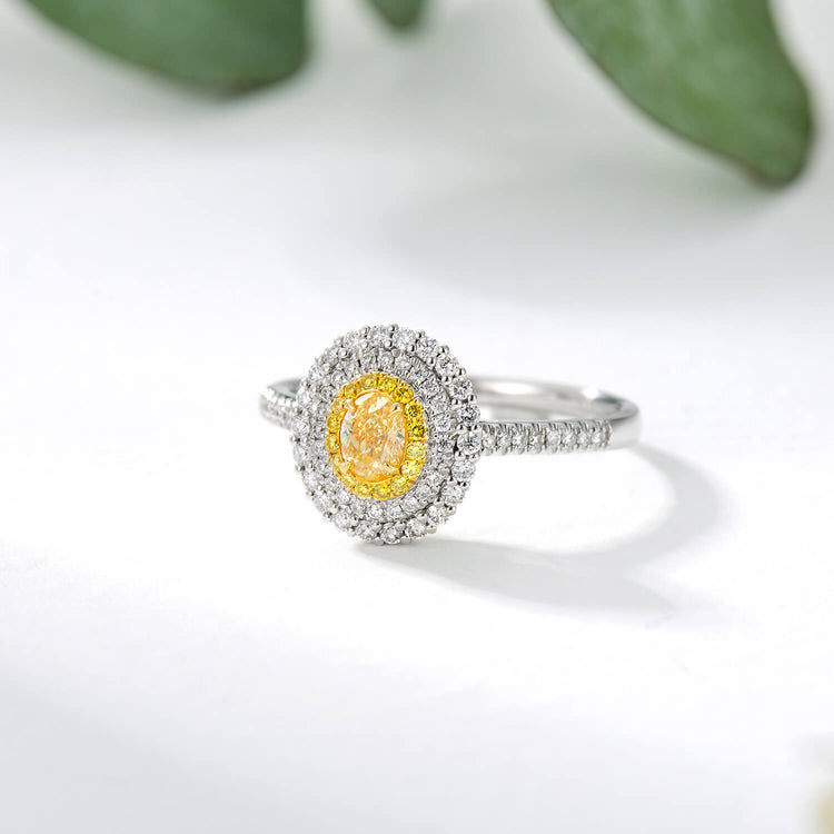 AU750 Classic Oval Halo Style Yellow Diamond Ring