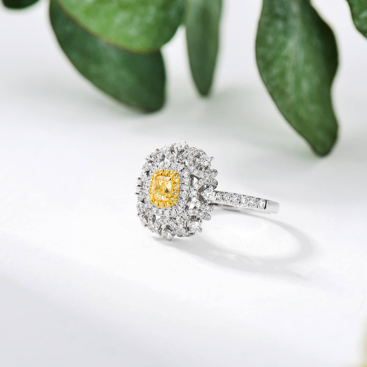 18K Classical Halo Yellow Cushion Diamond Ring