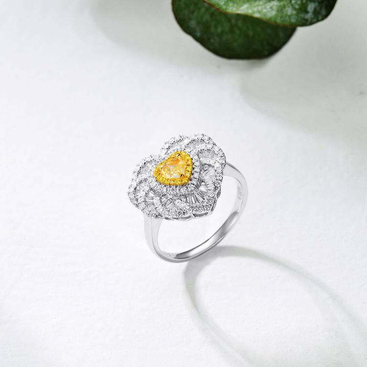 18K Classic Heart Halo Yellow Diamond Ring
