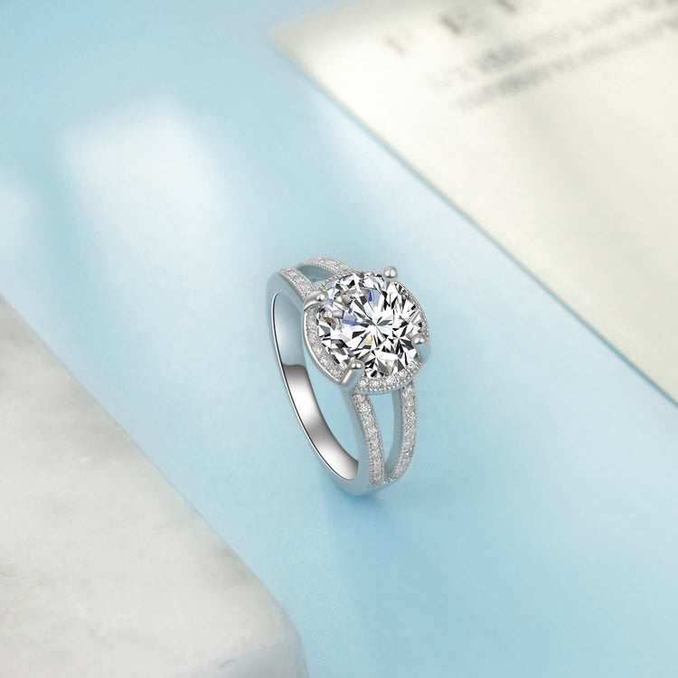 925 Sterling Silver Cubic Zirconia Flower Halo Ring - onlyone