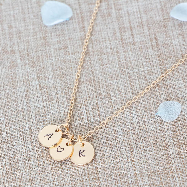 Collier cercle gravé initiale en argent sterling 925