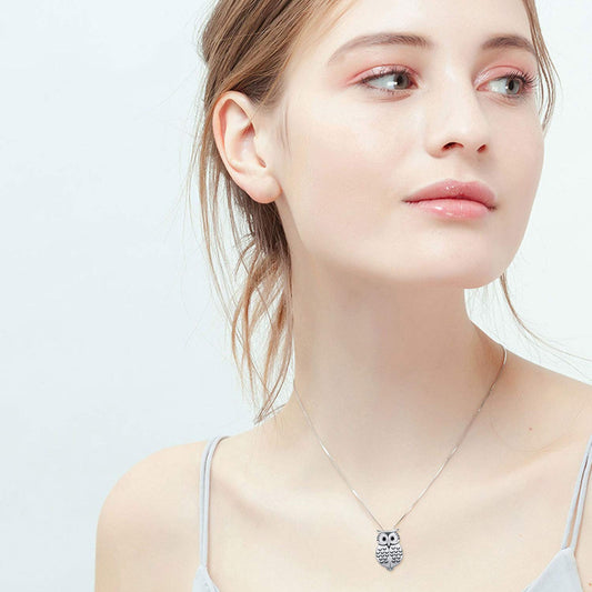 925 Sterling Silver Cute Wisdom Owl Round Photo Locket Necklace