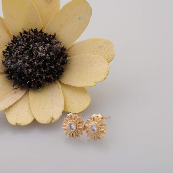 OnlyOne 925 Silver Golden Sunflower earrings - onlyone