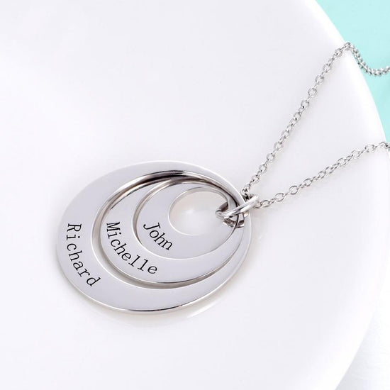 925 Sterling Silver Engraved Three Circle Name Necklace Gift Nameplate