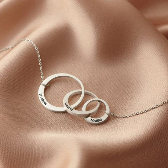 925 Sterling Silver Mom And Child Engraved Circle Necklace Gift For Mom - onlyone