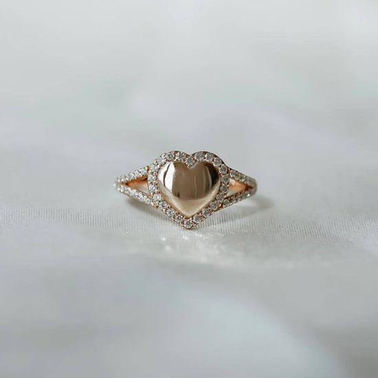 925 Sterling Silver Heart Signet Pave Ring, Custom Name Ring, Statement Ring, Heart Ring, Bridesmaid Jewelry - onlyone
