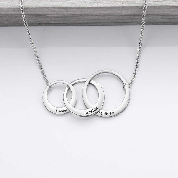 925 Sterling Silver Mom And Child Engraved Circle Necklace